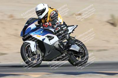 media/Nov-16-2025-Race Pace (Sun) [[8c5fa54630]]/Non Verified Riders (1st 20 Minutes)/2-Turn 10 (1010am)/